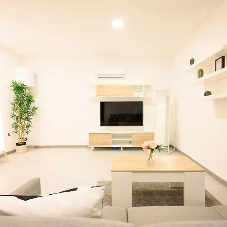Elewana Apartment